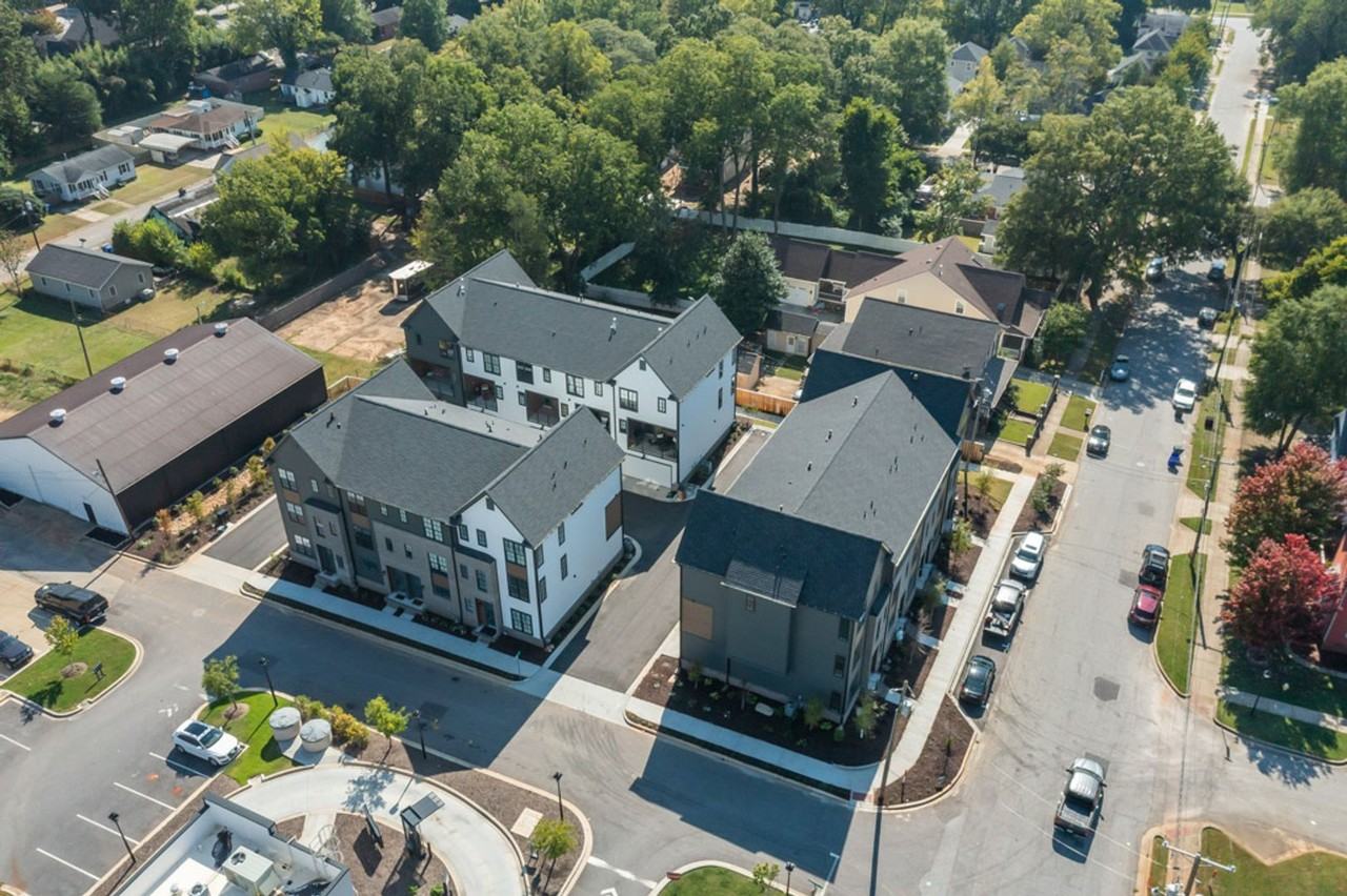 6 Hub St - Photo 7 of 48