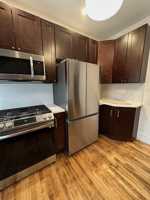 featured image of 412 Pleasant St #1