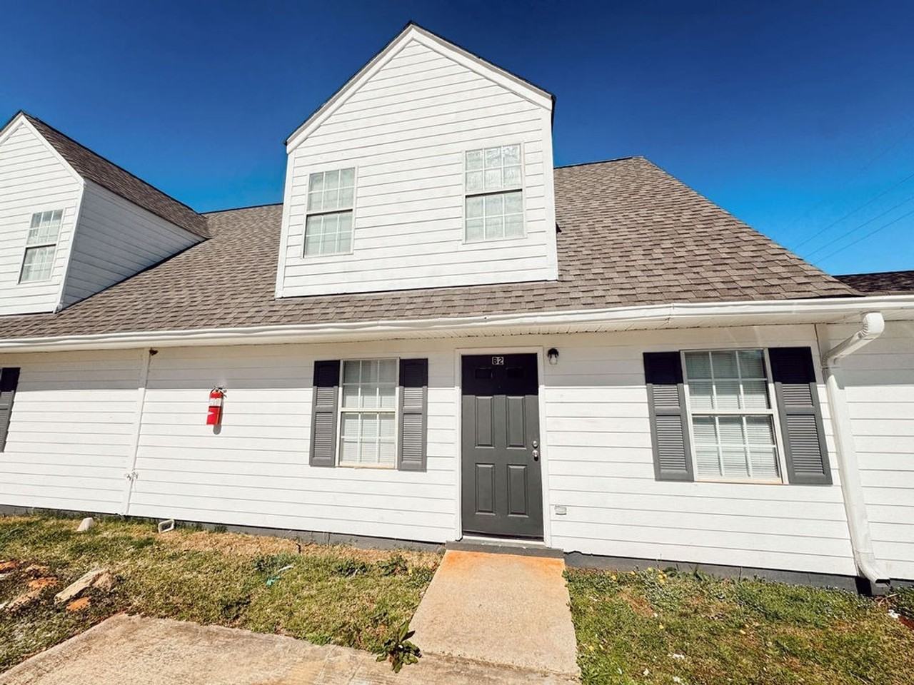 Valley View Apartments - Photo 4 of 50