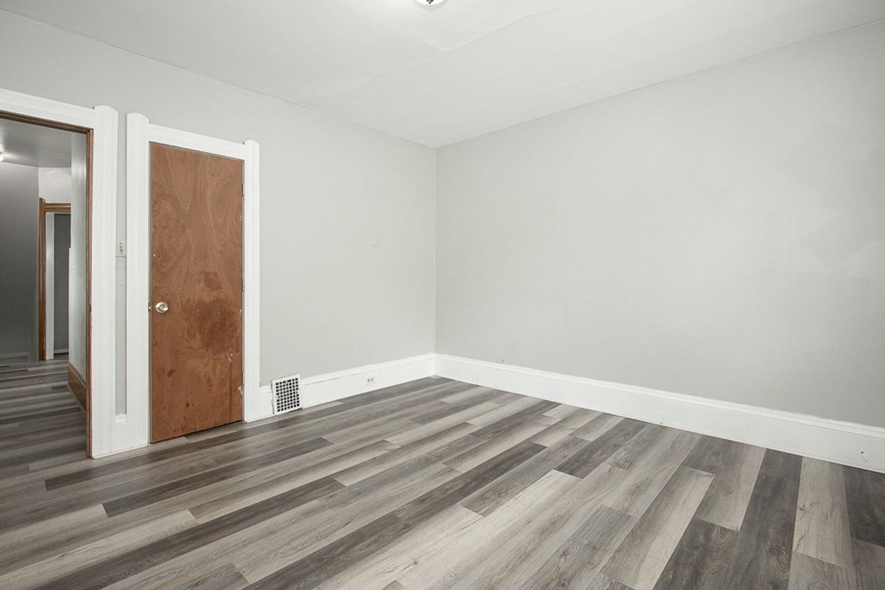 3116 W 30th St - Photo 7 of 26