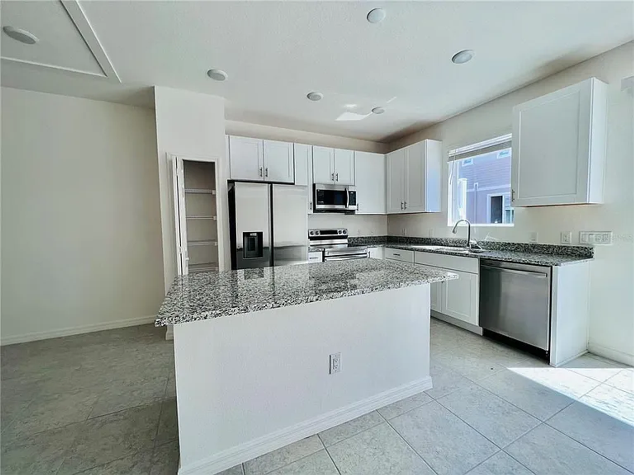 34152 Cinder Way - Photo 3 of 3