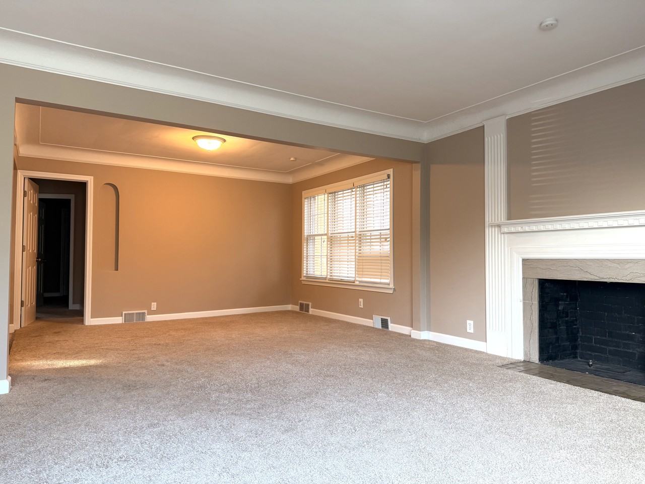 13537 Cedar Rd #1 - Photo 5 of 21