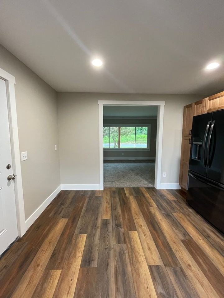 6078 E V Ave - Photo 3 of 11