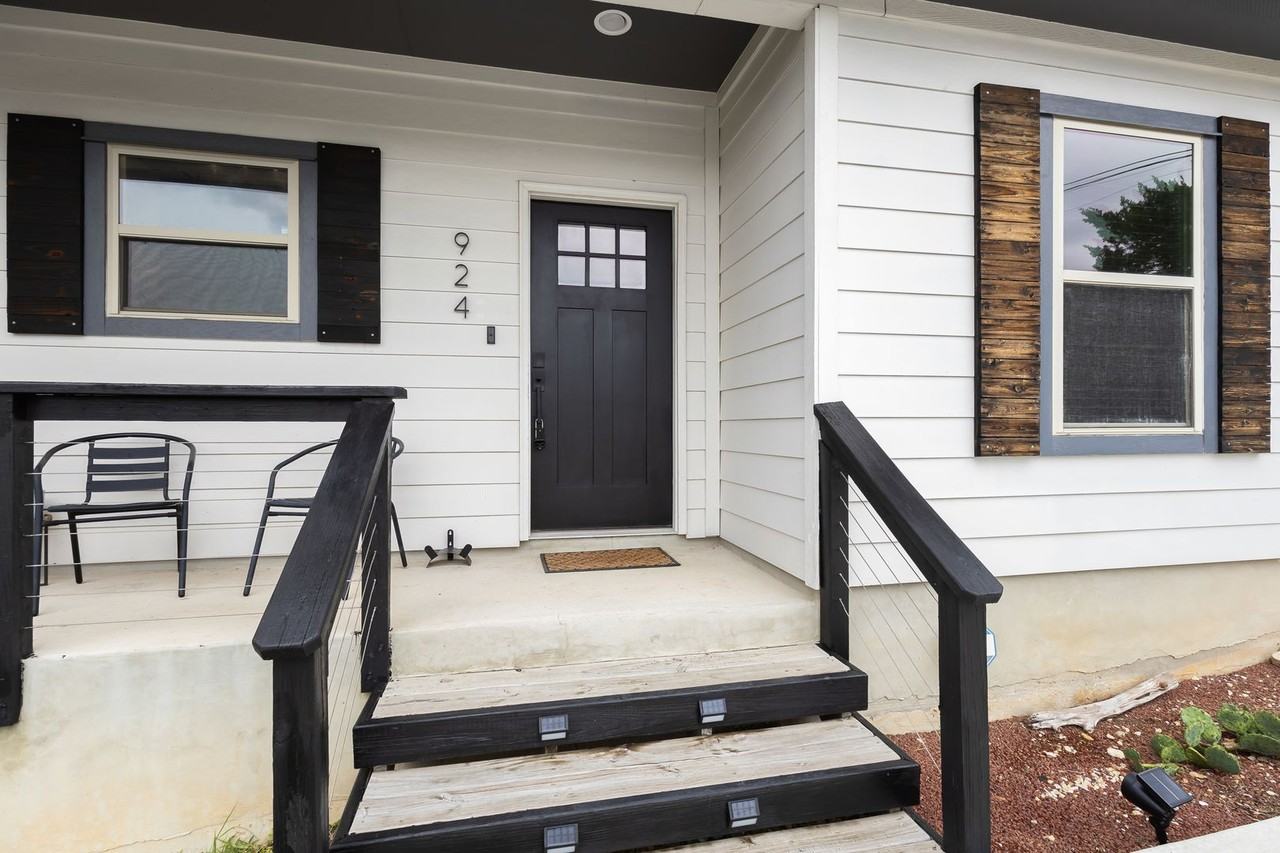 924 Scenic Hills Dr - Photo 4 of 22