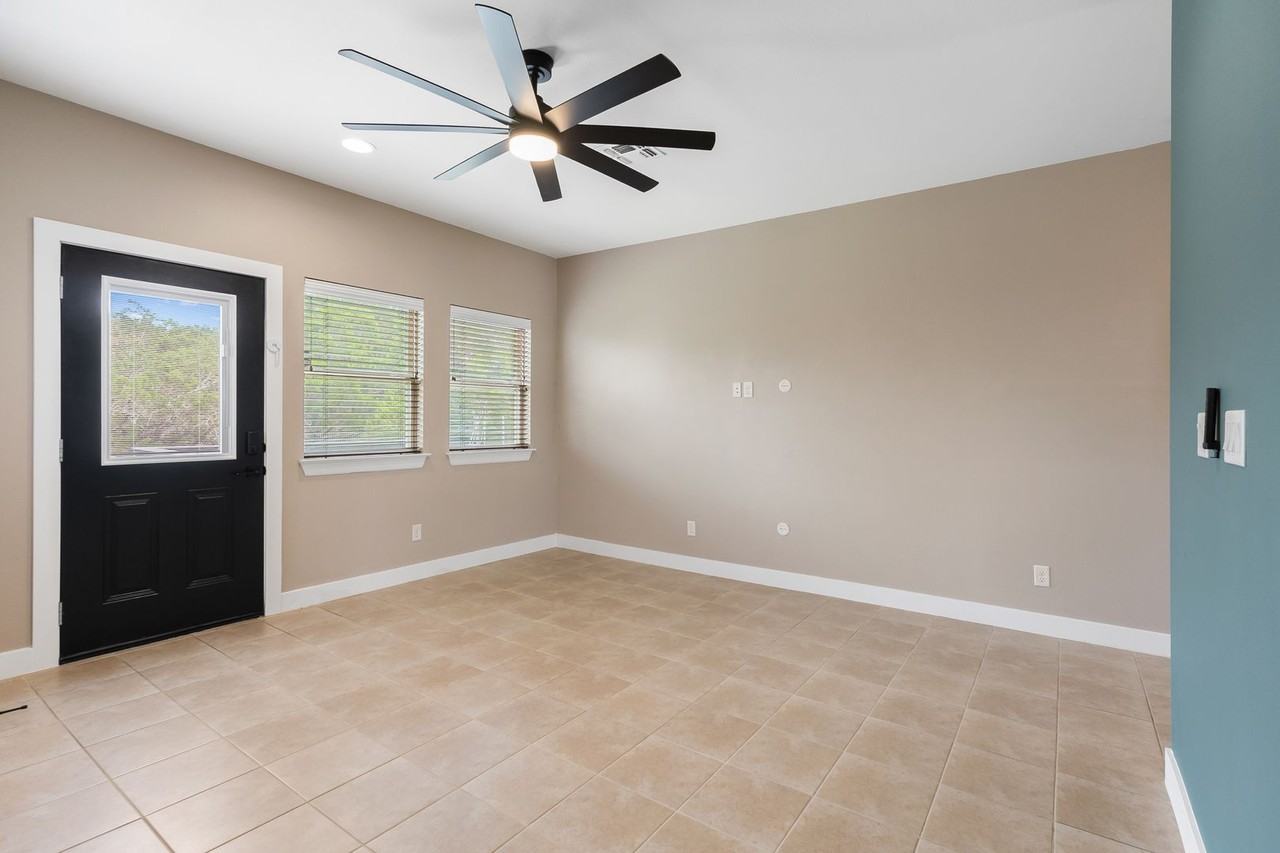 924 Scenic Hills Dr - Photo 5 of 22