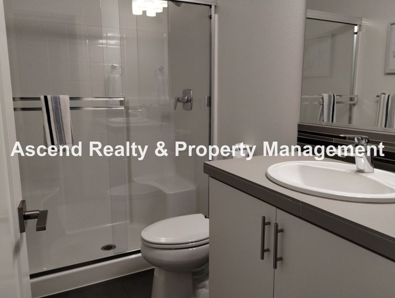 958 Sw Adrian Ter - Photo 5 of 28