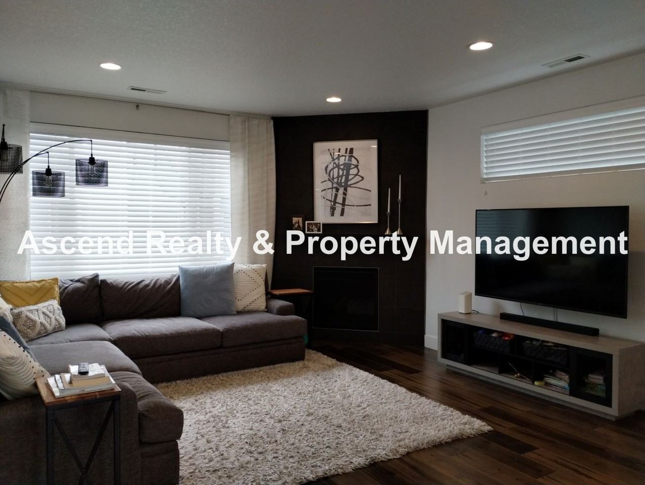 958 Sw Adrian Ter - Photo 7 of 28