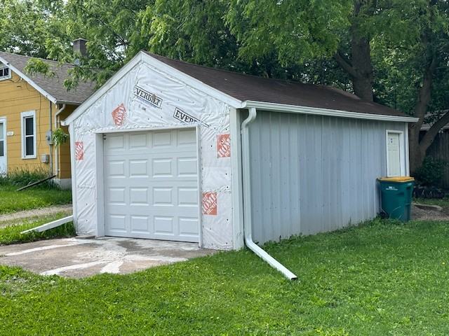 1003 Lincoln Ave #NA - Photo 3 of 11