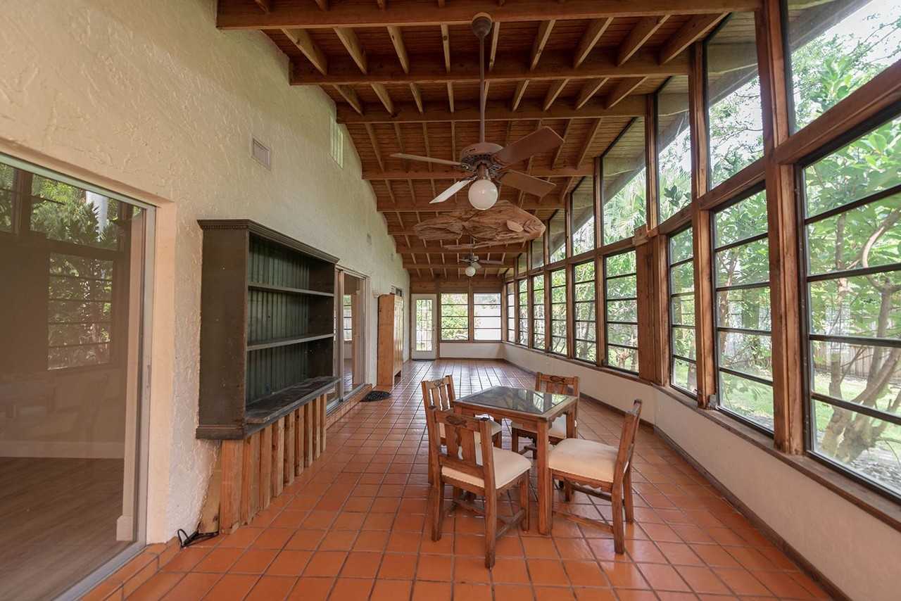 508 Poinsettia Rd - Photo 6 of 42