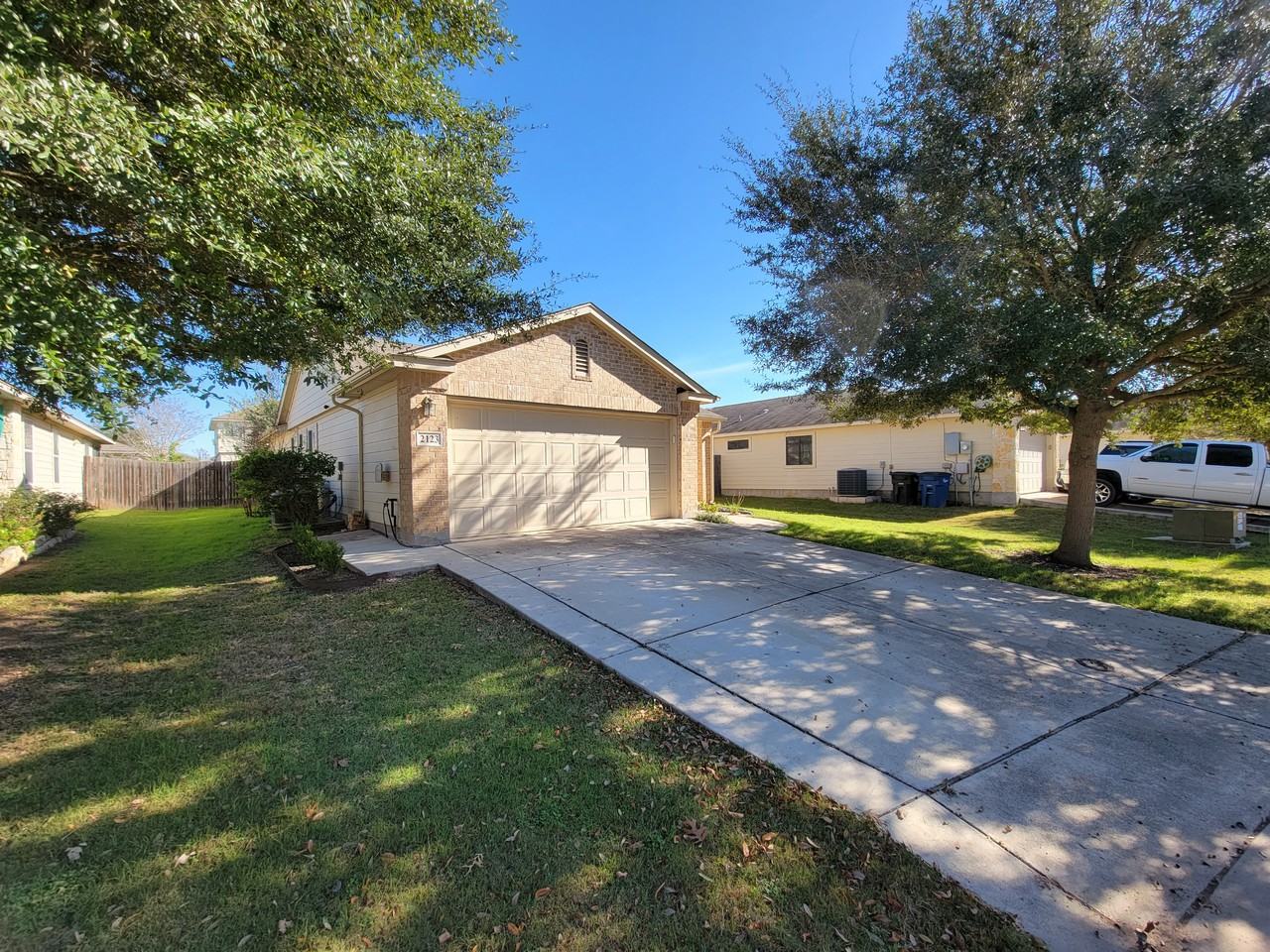 2123 Wiltshire Dr #NA - Photo 3 of 50