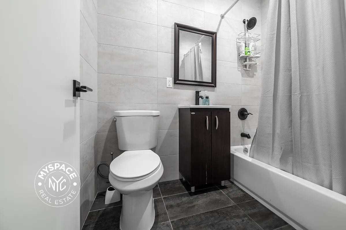 824 Mcdonald Ave #2F - Photo 4 of 4