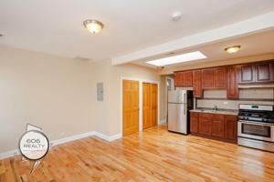 featured image of 5556 W Belmont Ave #2