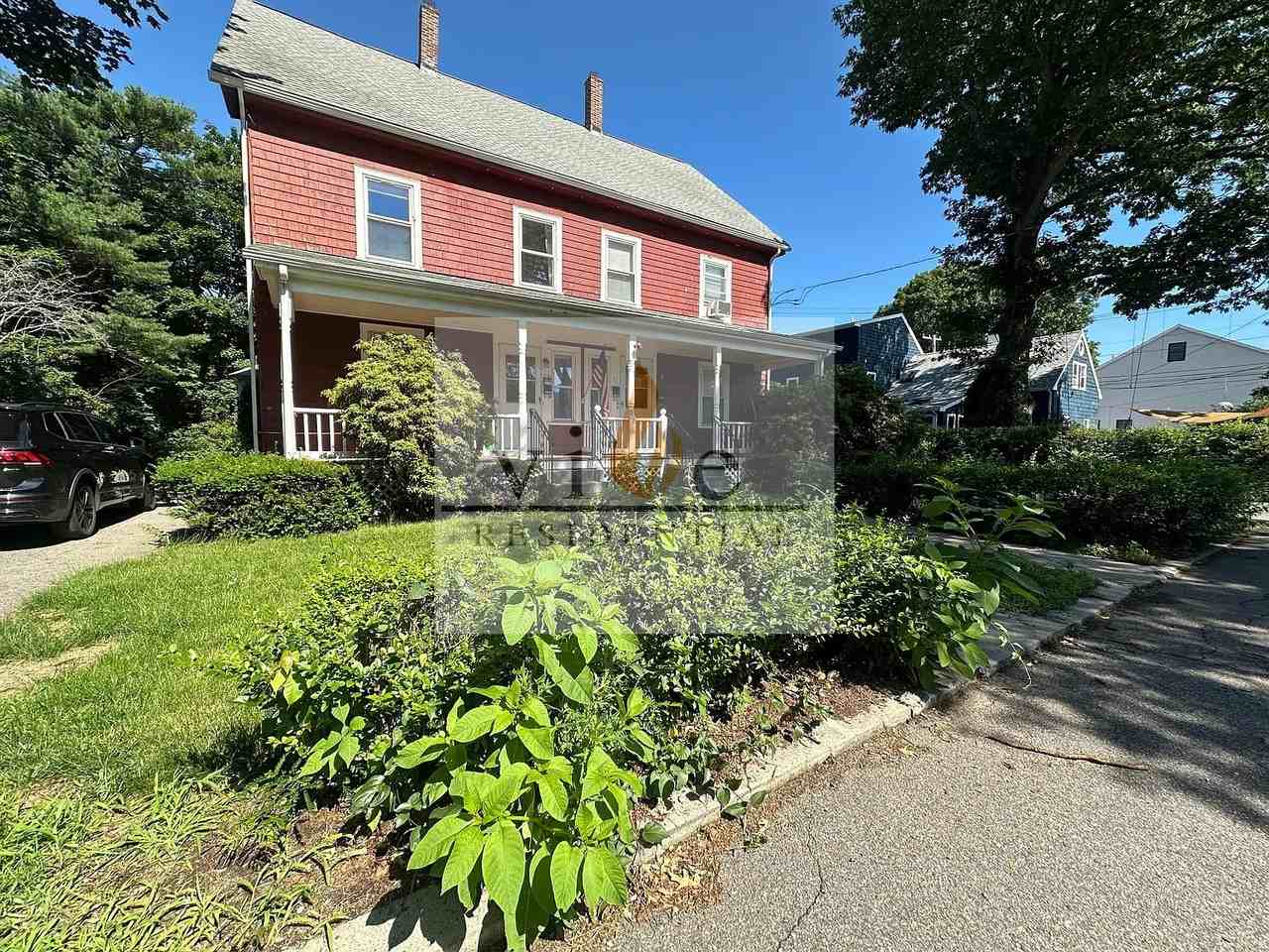 71-73 West Milton Street #73 - Photo 3 of 11