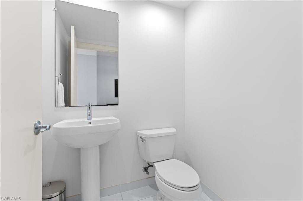 3000 Oasis Grand Blvd #1101 - Photo 3 of 30