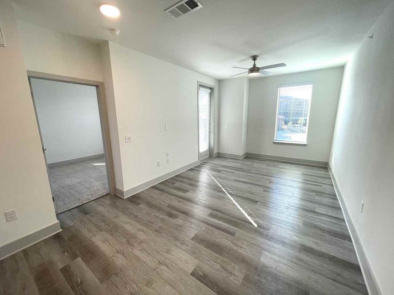 2601 N Austin Ave #10-111 - Photo 7 of 8