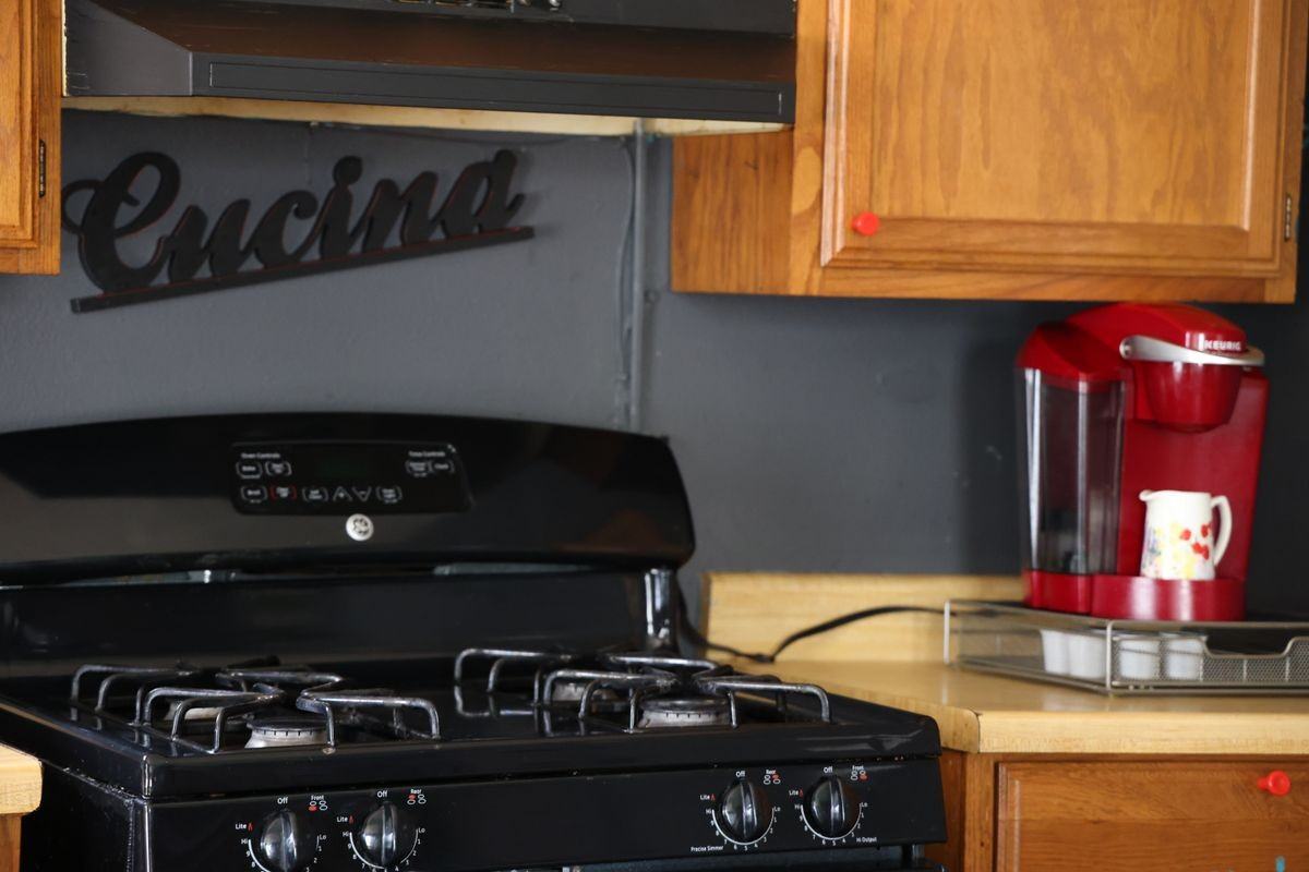 405 West Drew Street ##Up - Photo 6 of 41