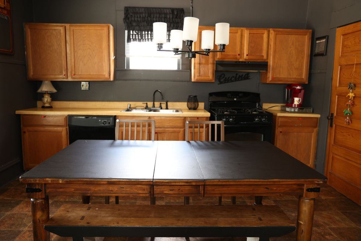 405 West Drew Street ##Up - Photo 5 of 41