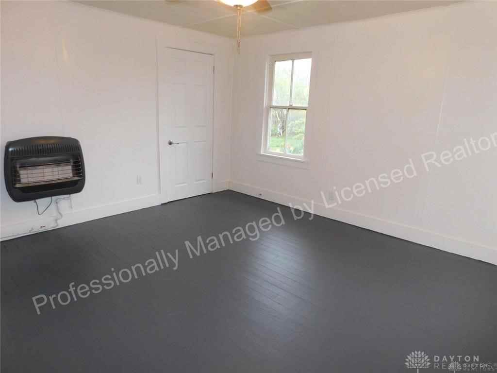 1170 Lagonda Ave - Photo 3 of 14