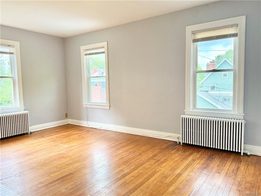 234 Crescent Ave - Photo 3 of 22