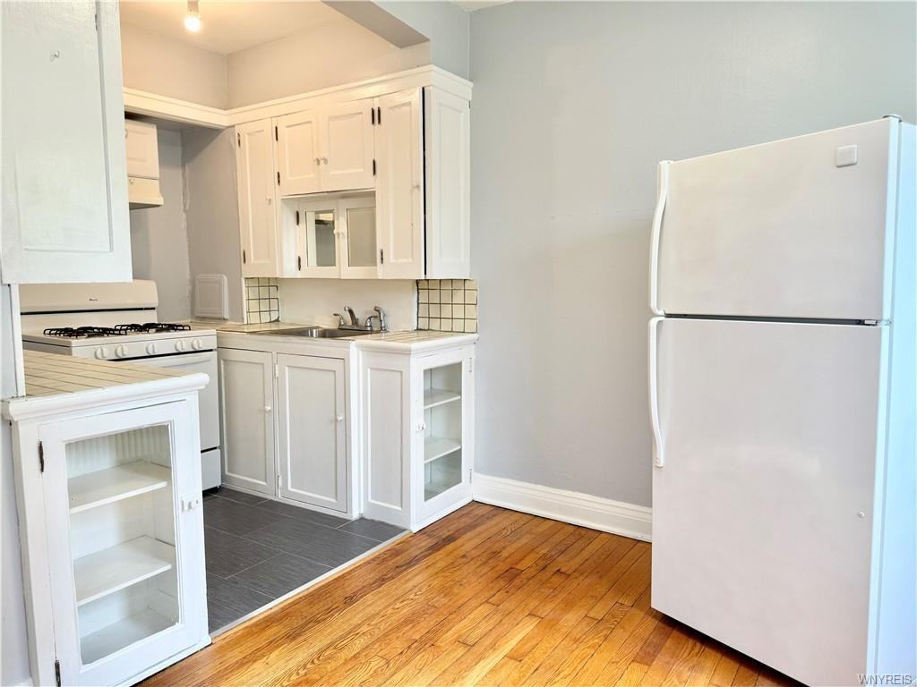 234 Crescent Ave - Photo 7 of 22