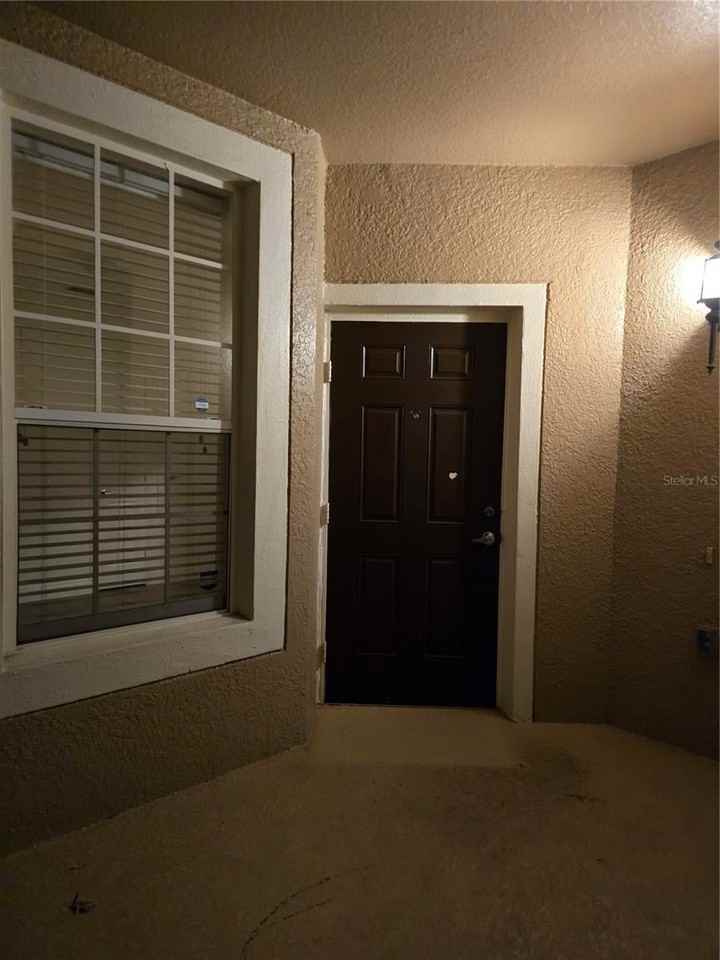 2525 San Tecla St - Photo 2 of 21