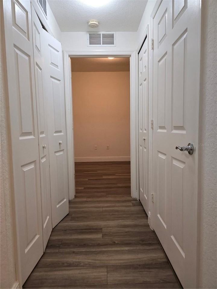 2525 San Tecla St - Photo 6 of 21