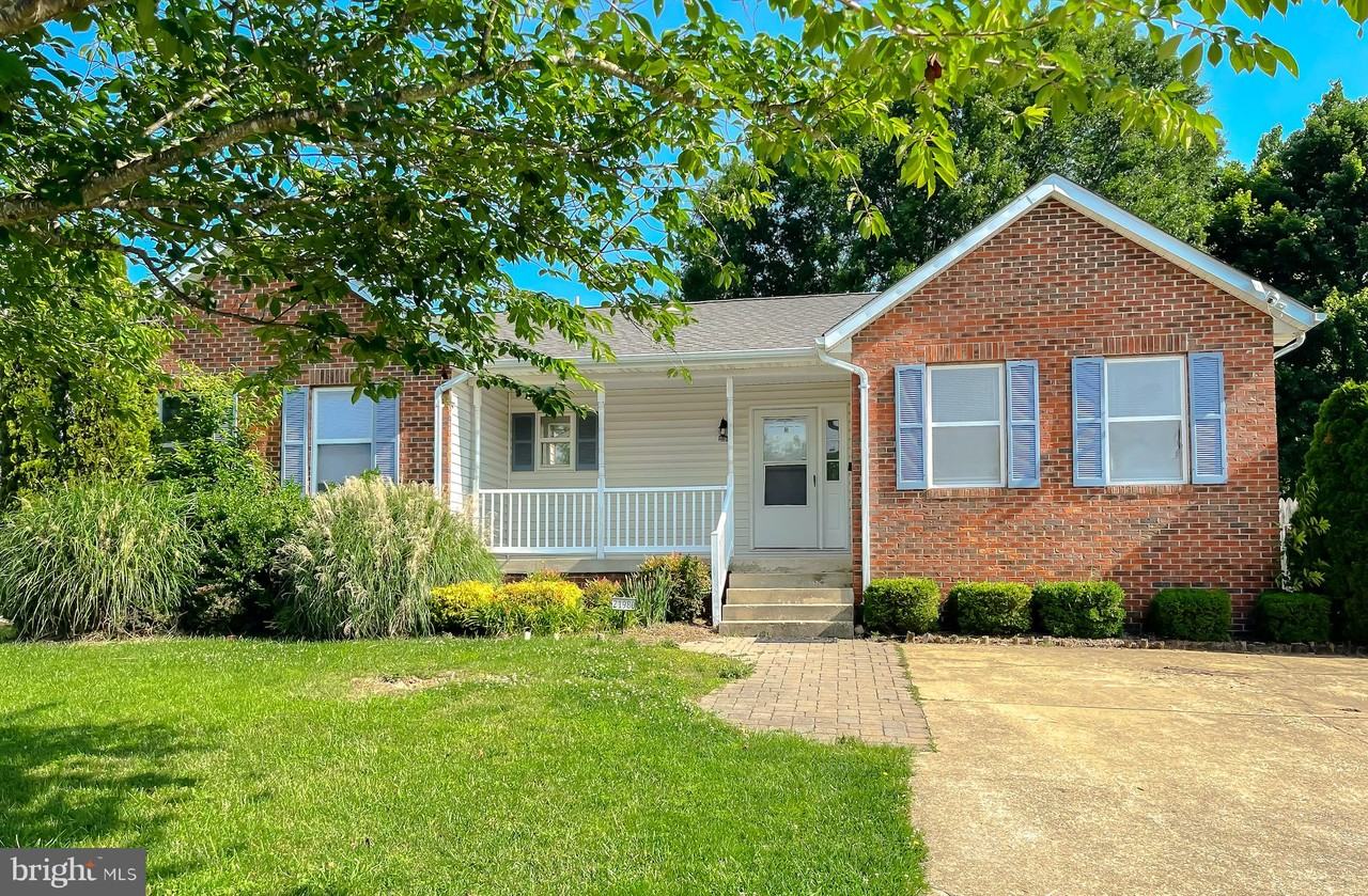 21980 Clipper Dr - Photo 3 of 42