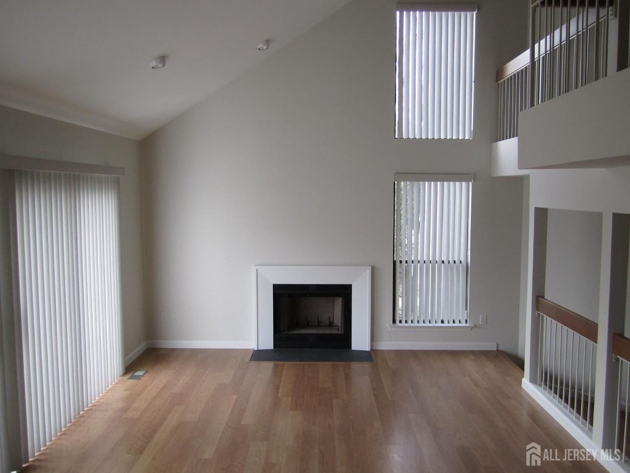 46 Ironwood Ct - Photo 5 of 20