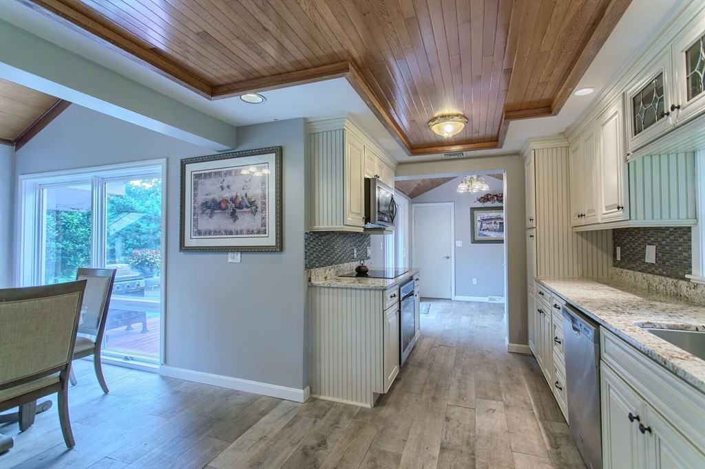 147 Washington Street - Photo 3 of 15