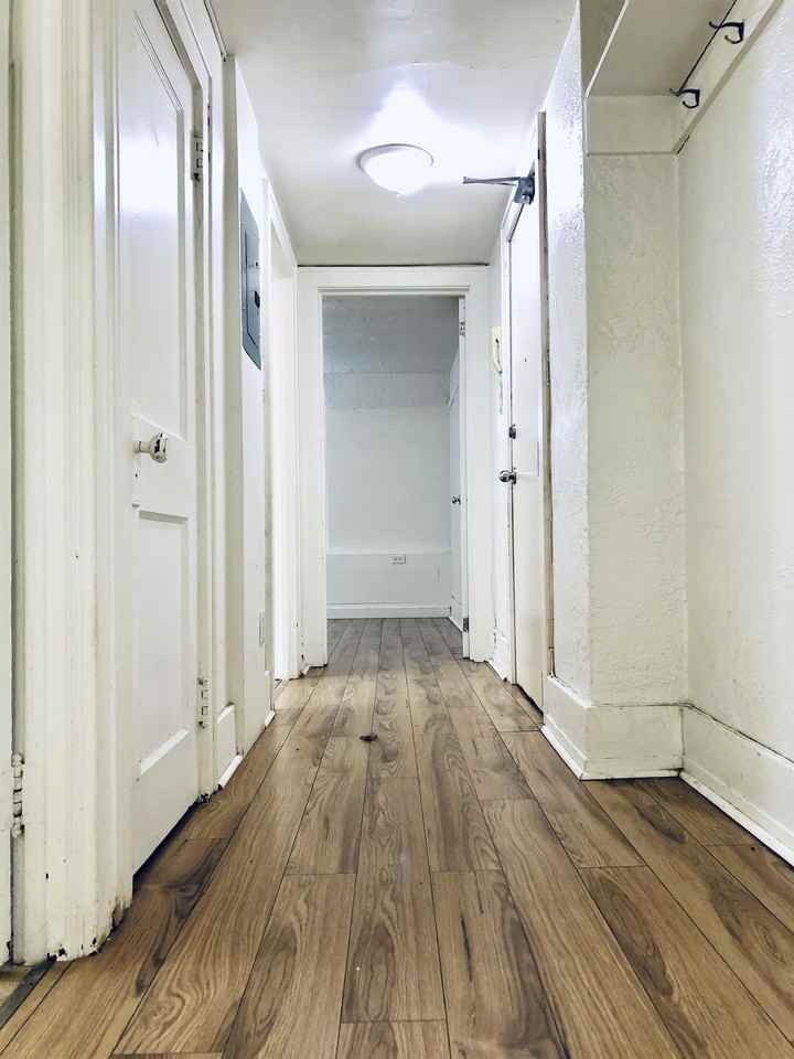 107 1-107 Kingsmount Boulevard #1 - Photo 2 of 9