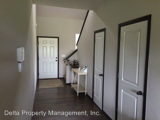 5613 148th St NE - Photo 3 of 12