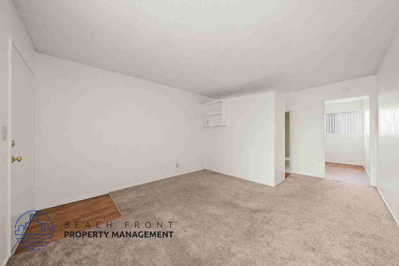 14111 Cordary Ave. - Photo 5 of 20