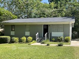 featured image of 4085 Brewer Dr Sw