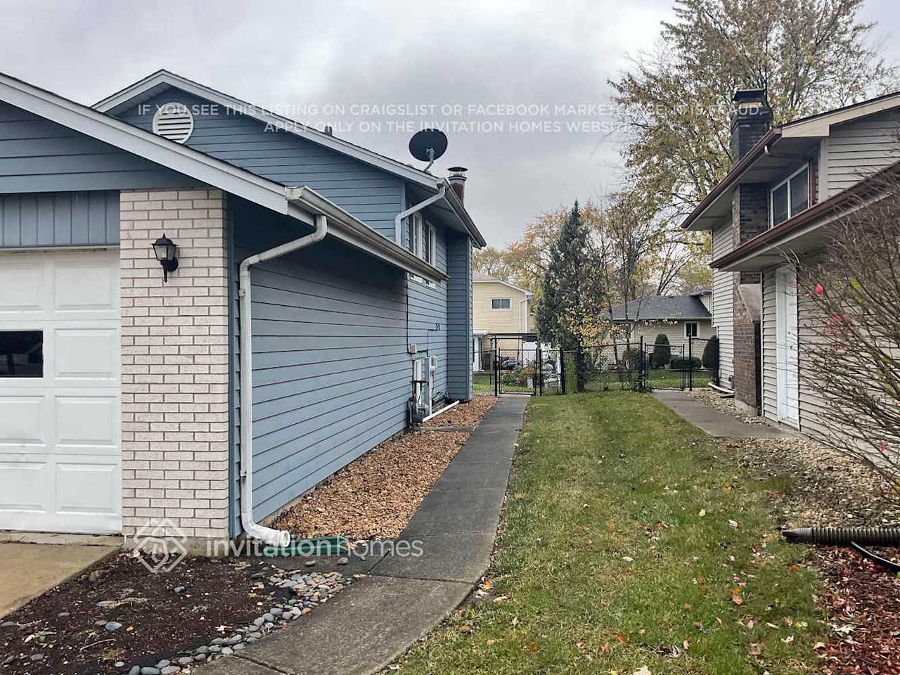 5265 Arquilla Dr - Photo 3 of 19