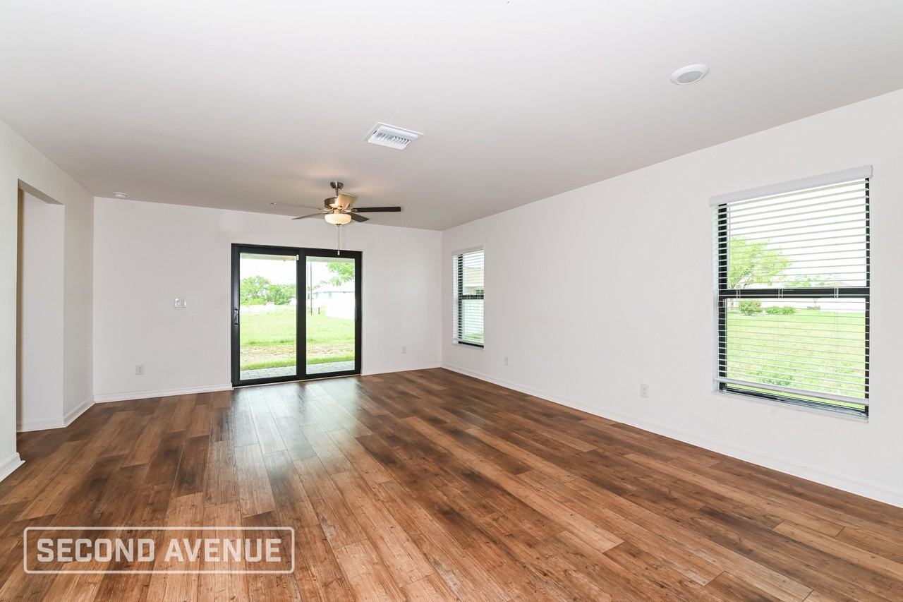 1710 Nw 18th St - Photo 5 of 28