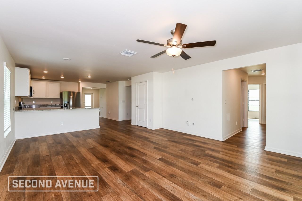 1710 Nw 18th St - Photo 6 of 28