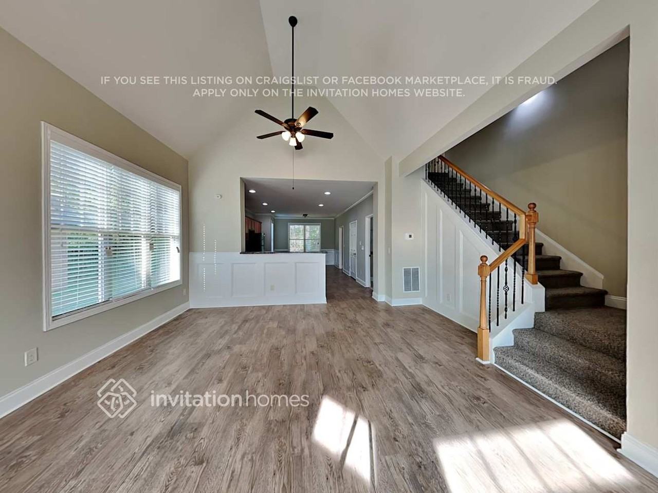 112 Al Jennah Blvd - Photo 5 of 8