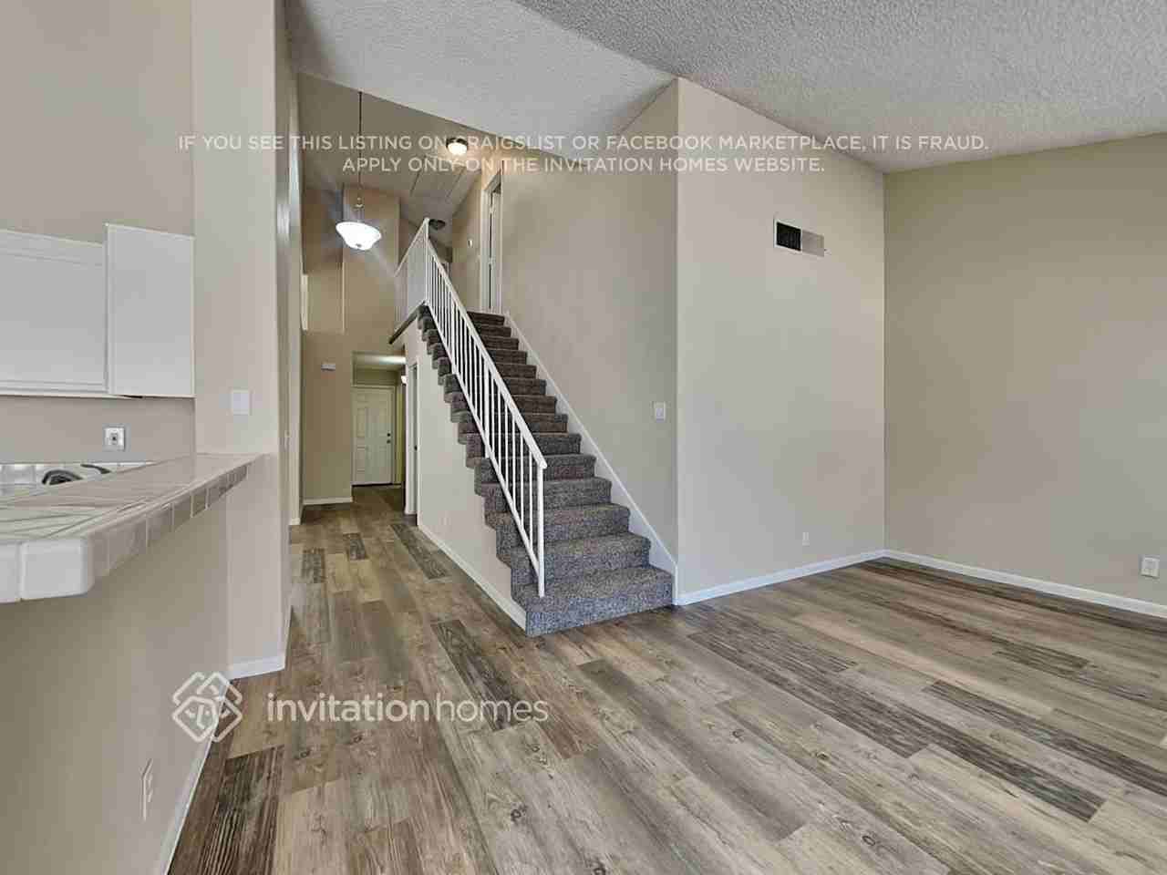 7368 Atwood Ave - Photo 6 of 27