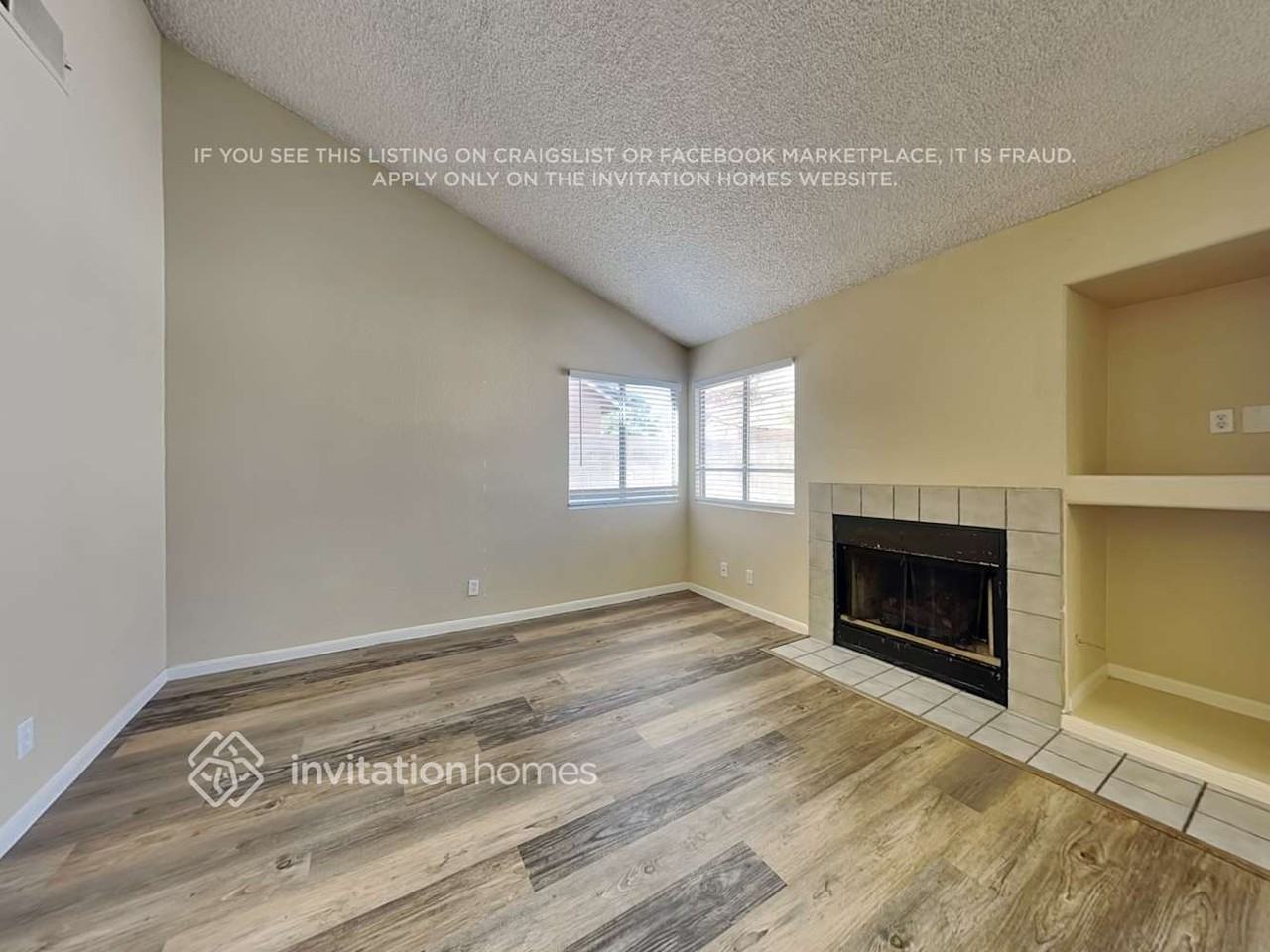7368 Atwood Ave - Photo 5 of 27