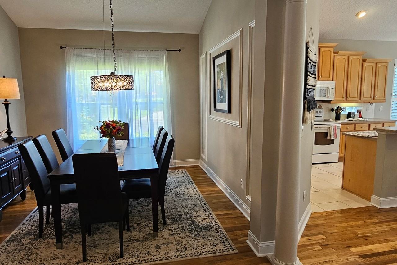 212 Island Green Drive - Photo 7 of 49