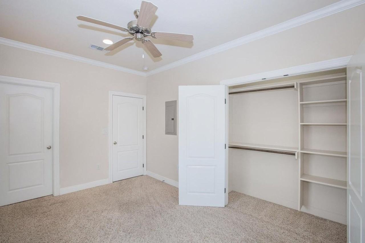 Logan Ridge Apartments - Photo 5 of 15