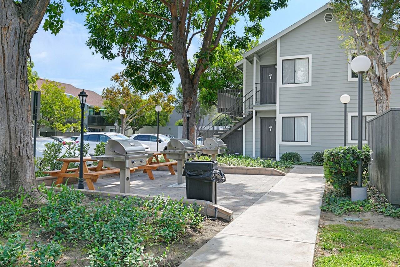 Magnolia Plaza Apartments - Photo 5 of 50