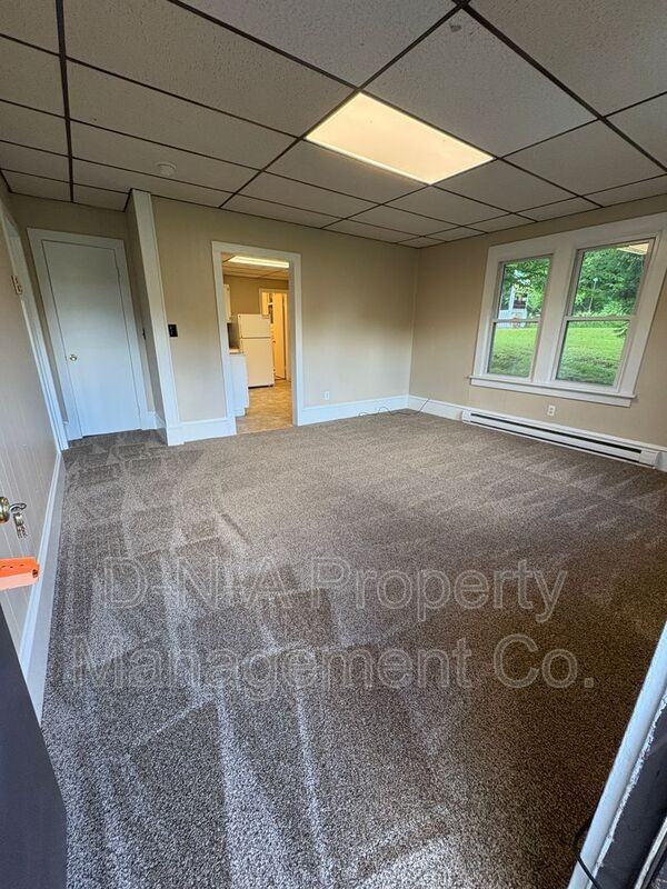 102 Cabanna Ln #101 - Photo 3 of 5