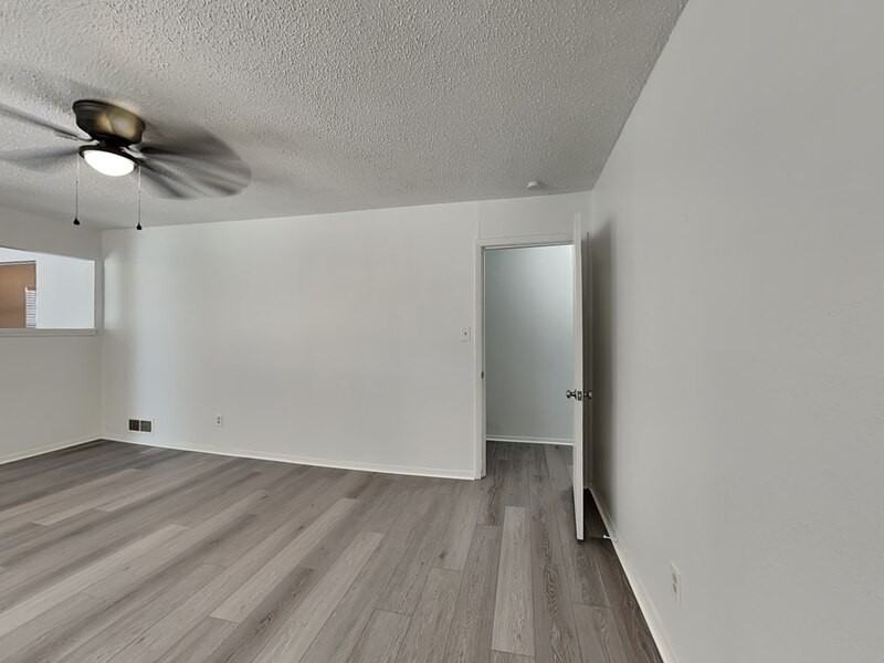 3925 Rusty Dell St - Photo 2 of 15