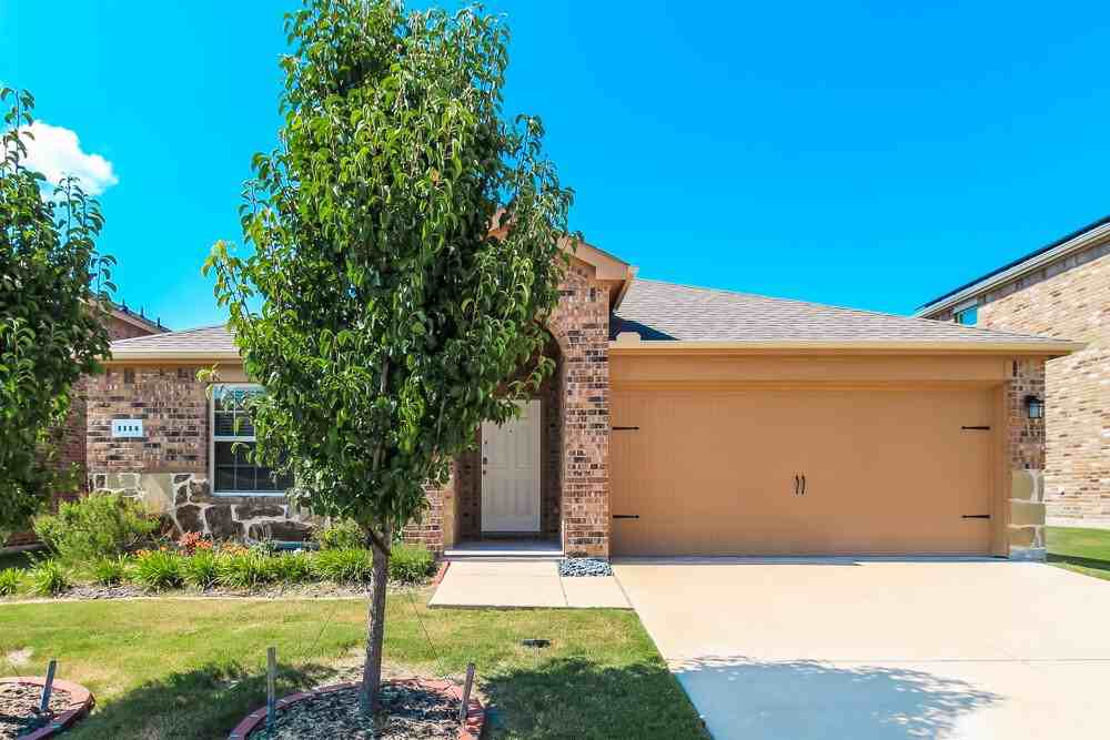 1114 Nickel St - Photo 3 of 16