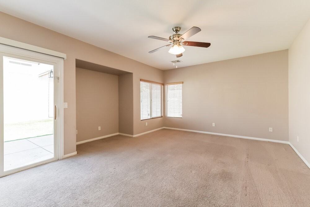 10762 Sheridan Dawn Ct - Photo 5 of 17