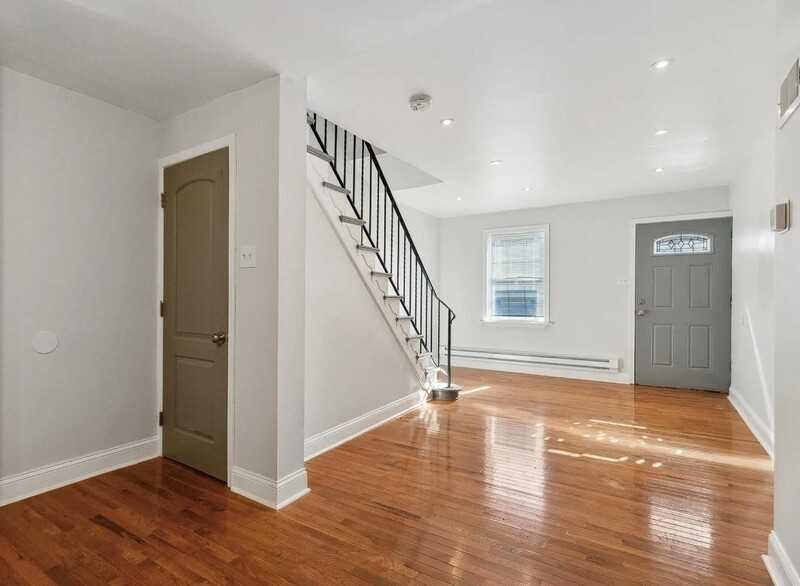 3839 Melon St - Photo 3 of 16