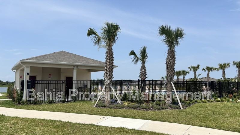 1676 Hummingbird Rd - Photo 6 of 26