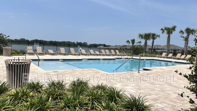 1676 Hummingbird Rd - Photo 7 of 26