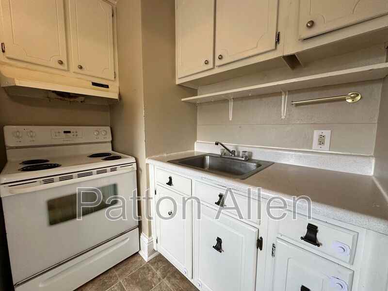89 Vermont Ave #3 - Photo 5 of 18